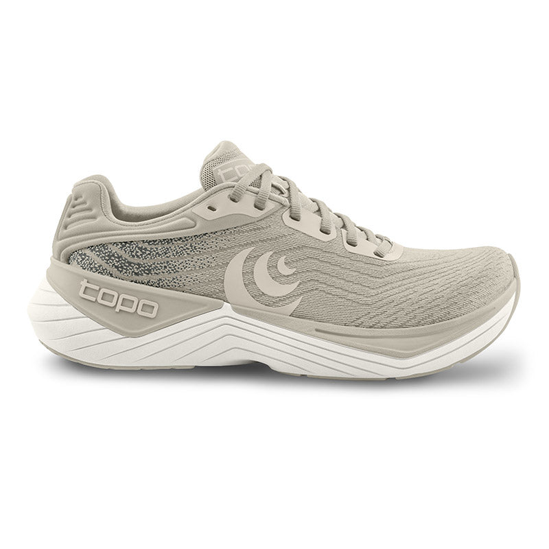 Topo Athletic  ULTRAFLY 5 - Tan/White - WOMEN'S トポアスレチック ウルトラフライ5 ウィメンズ ロードシューズ