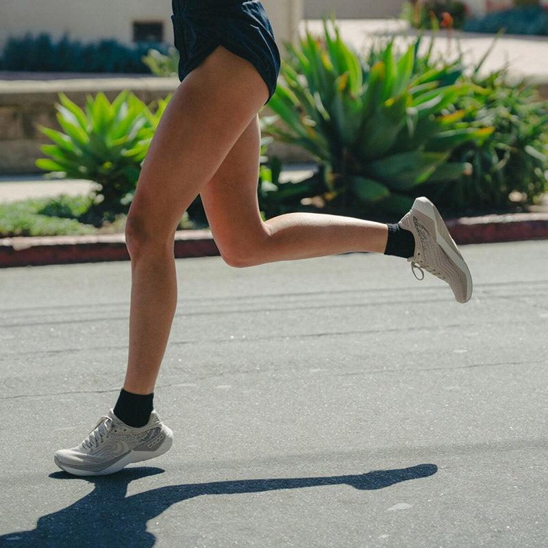 ULTRAFLY 5 - Tan/White - WOMENS