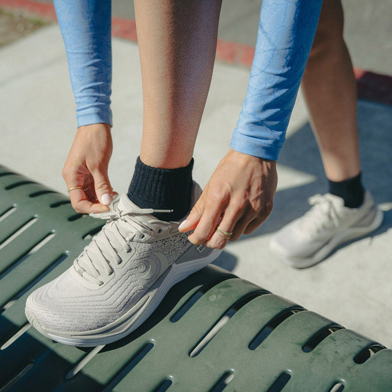 ULTRAFLY 5 - Tan/White - WOMENS