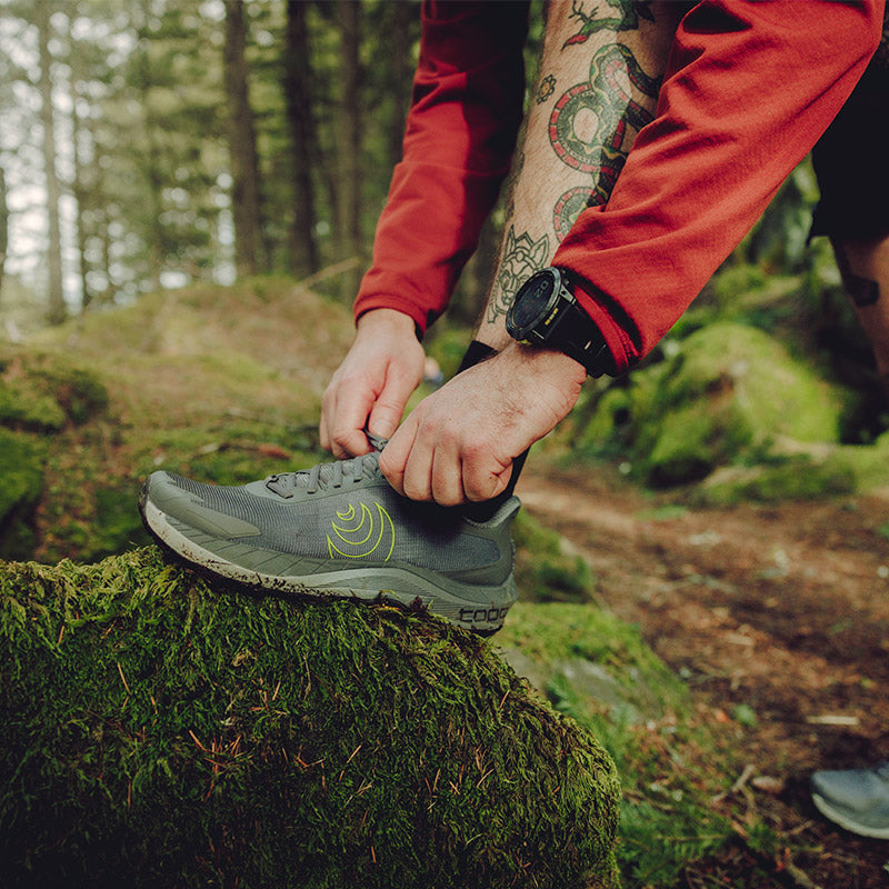 Topo Athletic MTN RACER 4 - Grey/Lime - MENS トポアスレチック エムティーエヌレーサー4 メンズ トレイルシューズ