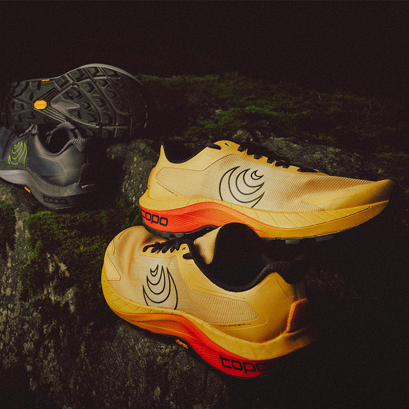 Topo Athletic MTN RACER 4 - Mango/Black - MENS トポアスレチック エムティーエヌレーサー4 メンズ トレイルシューズ