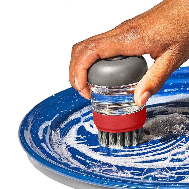 OXO Outdoor オクソーアウトドア ワンプッシュ クリーニングブラシ(ケース付)