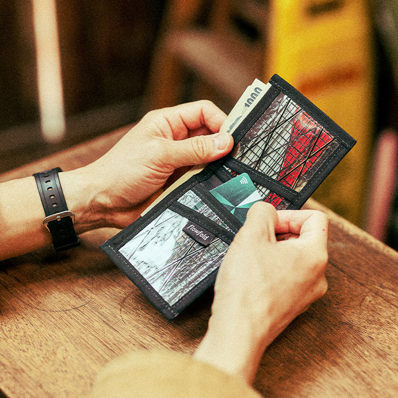 Flowfold Recycled Sailcloth Vanguard - Bifold Wallet フローフォールド リサイクルセイルクロス バンガード バイフォールド ウォレット