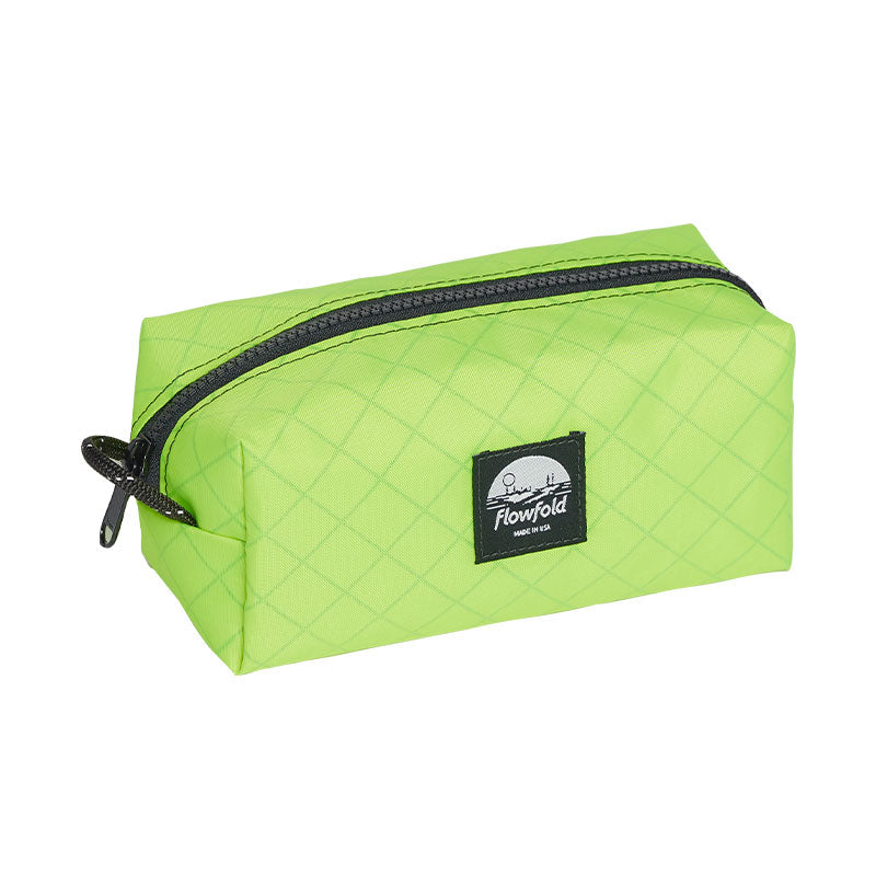 Flowfold Aviator - Travel Kit & Toiletry Bag - Medium フローフォールド アビエータートラベルキット トイレタリーバッグ ミディアム