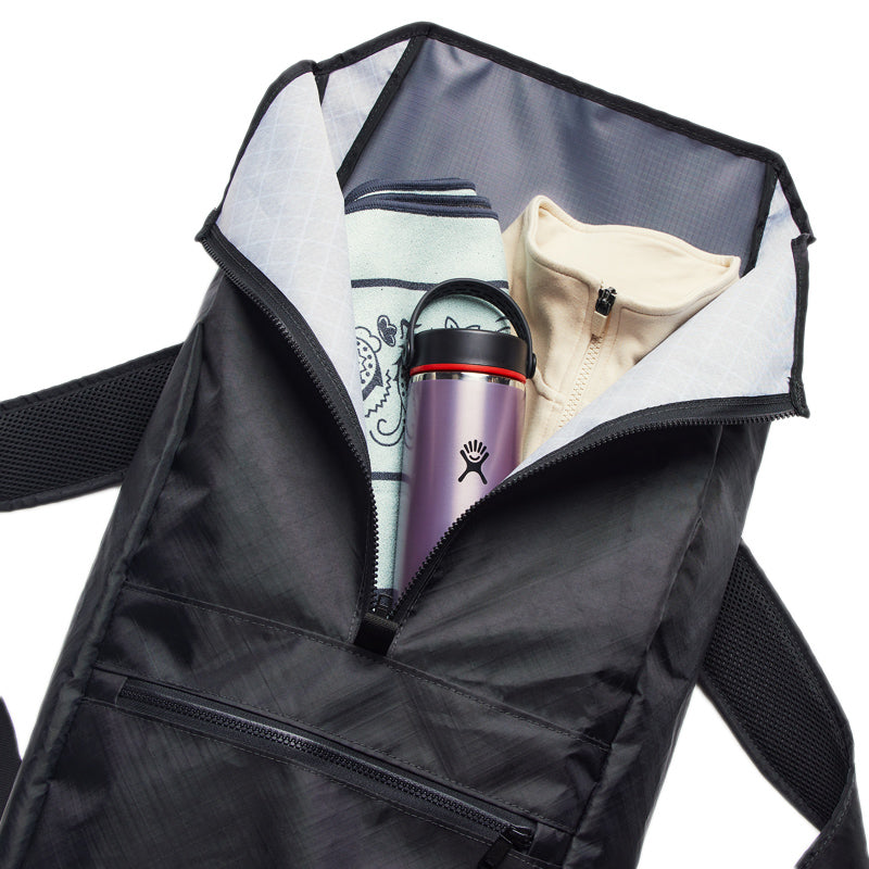 Flowfold Commuter - Center Zip Backpack フローフォールド コミューターセンタージップ バックパック