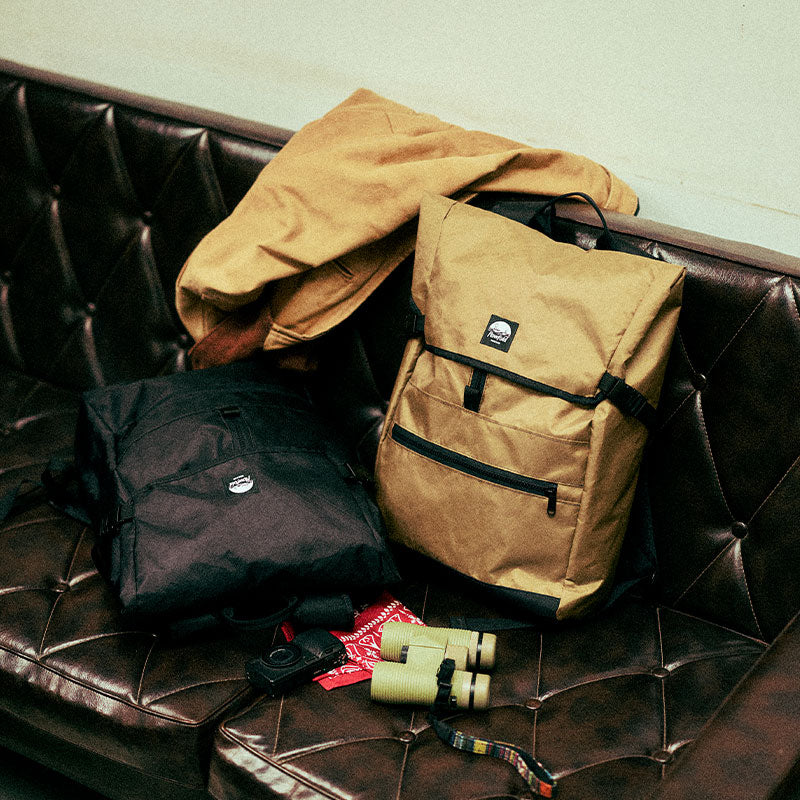 Flowfold Commuter - Center Zip Backpack フローフォールド コミューターセンタージップ バックパック