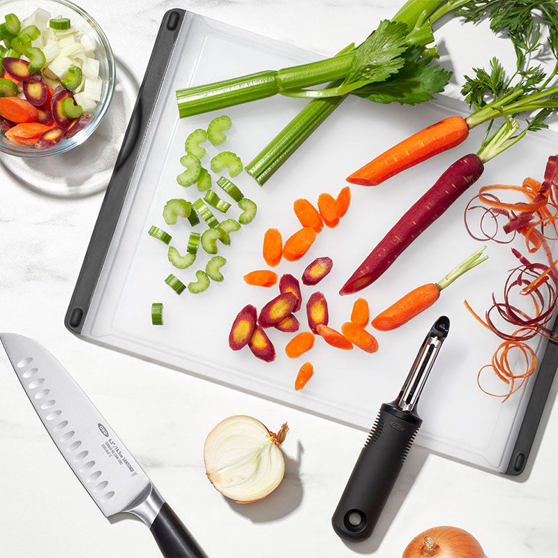 OXO Good Grips オクソーグッドグリップス カッティングボードM