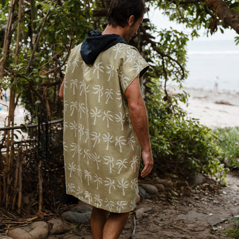 BREEZY PALMS OLIVE CHANGING PONCHO