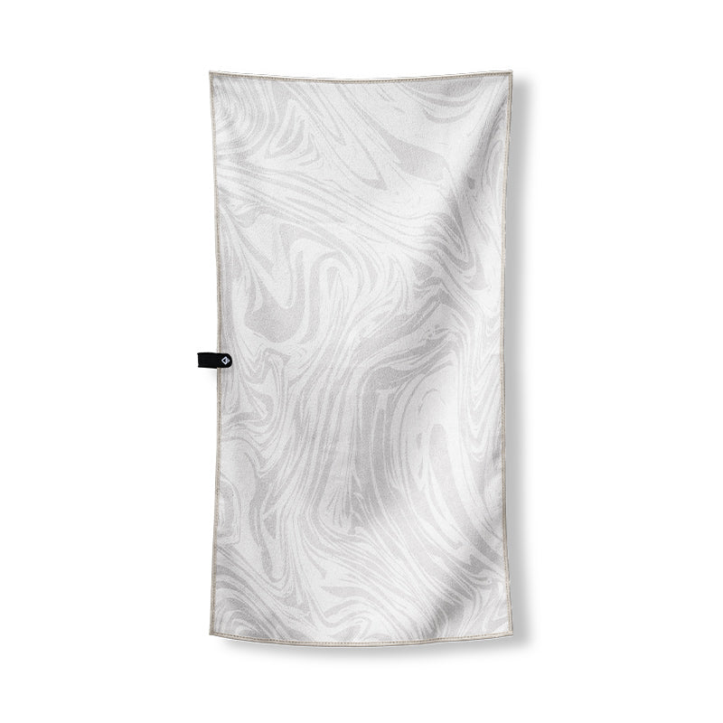 FLOW WHITE FITNESS TOWEL