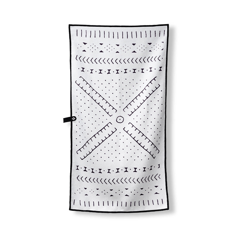 MUD CLOTH WHITE FITNESS TOWEL