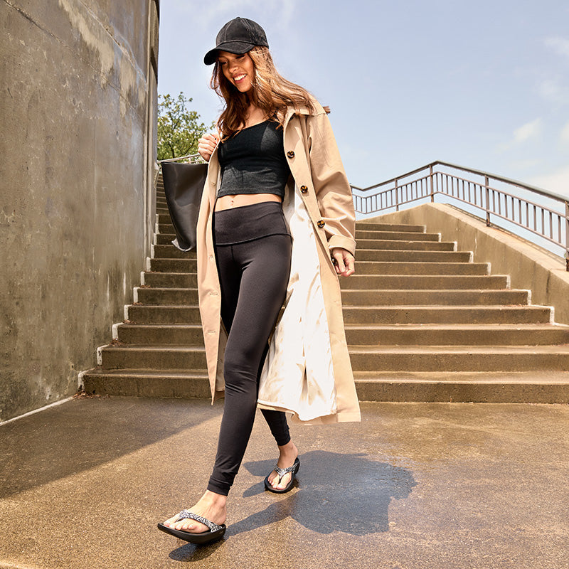 OOFOS OOlala Limited - Combo Camo ウーフォス ウーララ リミテッド コンボカモ リカバリーサンダル