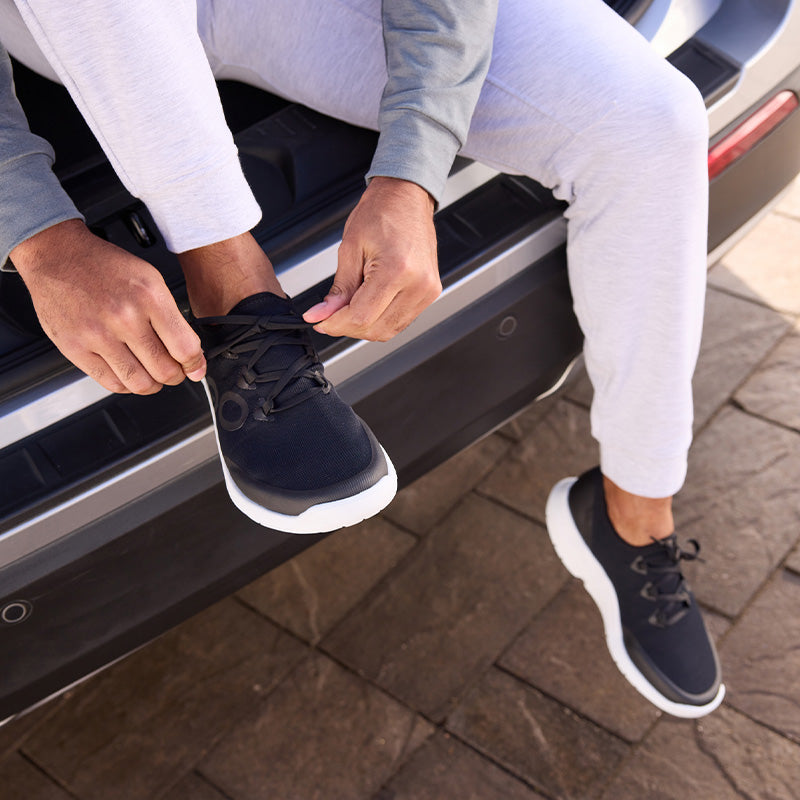 OOFOS MENS OOmg Sport Lace - White/Black ウーフォス メンズ ウーエムジー スポーツ レース ホワイト ブラック リカバリーシューズ