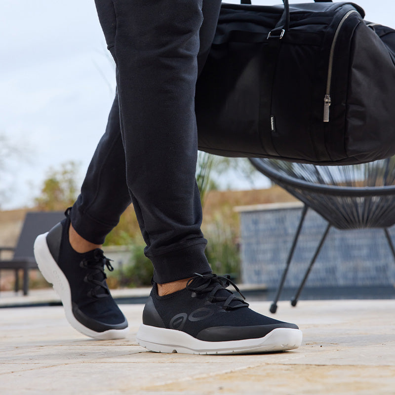 OOFOS MENS OOmg Sport Lace - White/Black ウーフォス メンズ ウーエムジー スポーツ レース ホワイト ブラック リカバリーシューズ