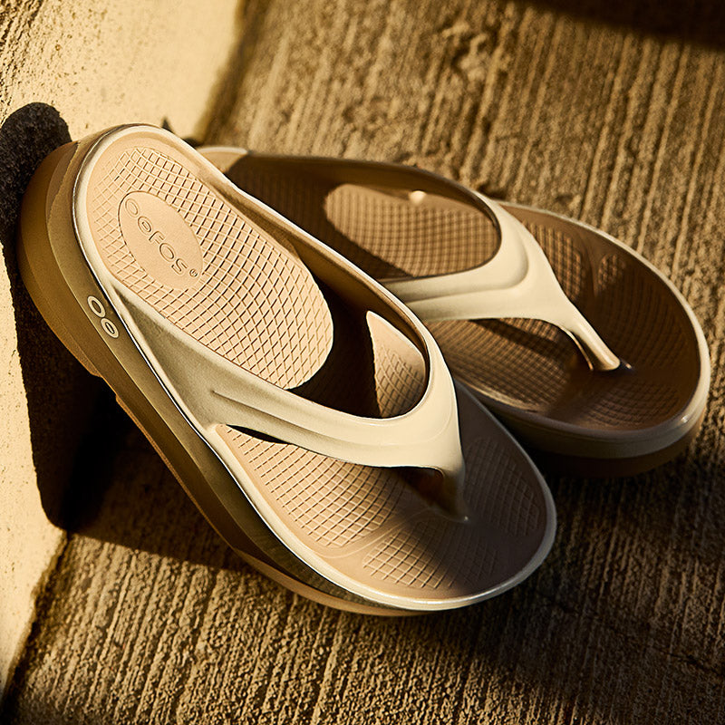 OOFOS OOmega Luxe - Nomad/Fog ウーフォス ウーメガルクス ノマドフォグ リカバリーサンダル