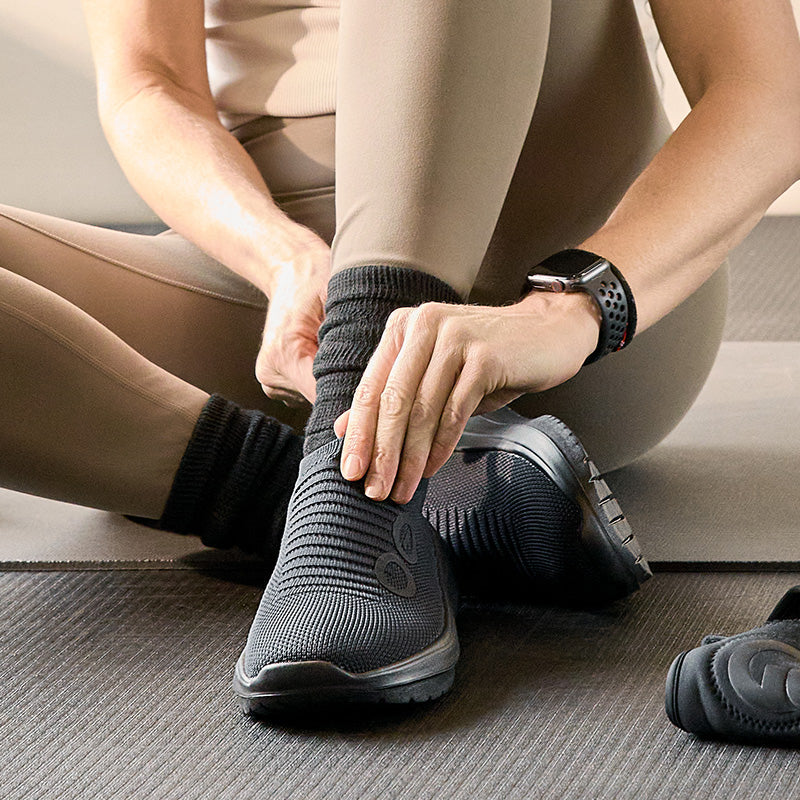 WOMENS OOmy Zen - Black/Black