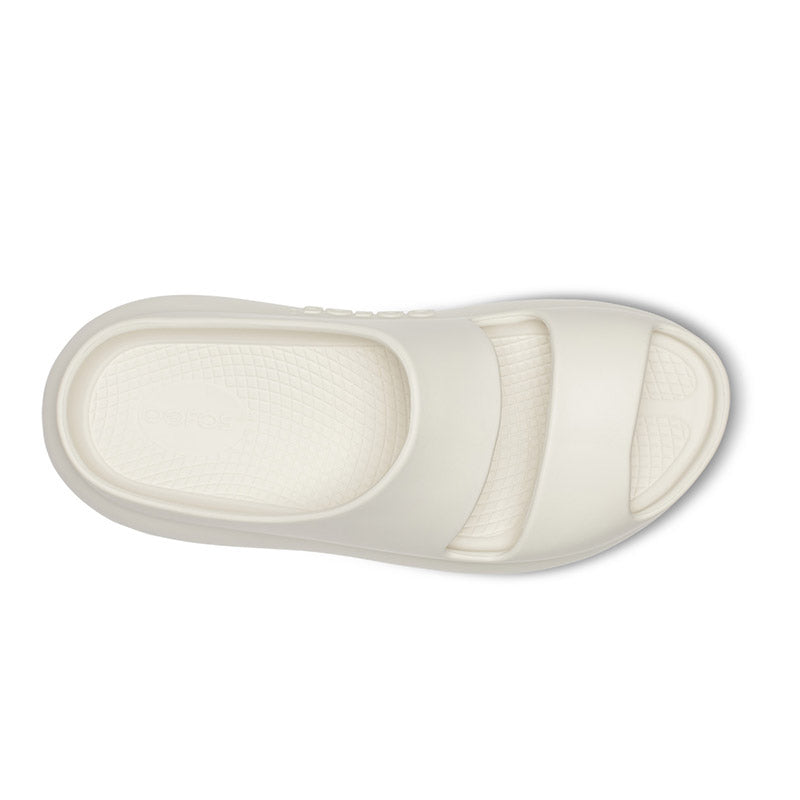 OOFOS OOyea - Chalk ウーフォス ウーヤー チョーク リカバリーサンダル