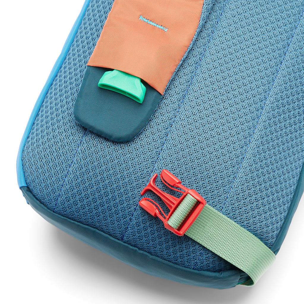 Cotopaxi Todo 8L Sling  - Del Día コトパクシ トド 8リットル スリング デルディア