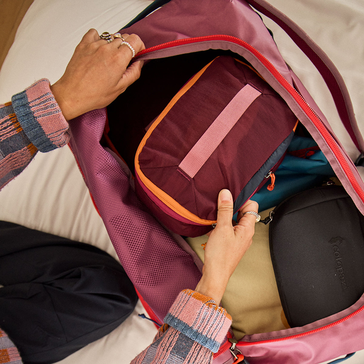 Cubo Expandable Packing Cube Set