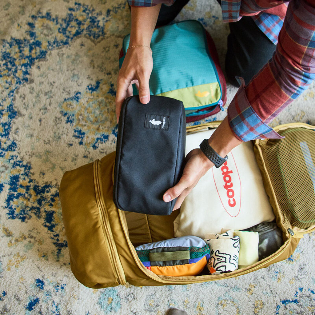 Cotopaxi Viaje Toiletry Kit コトパクシ ビアジェ トイレタリーキット