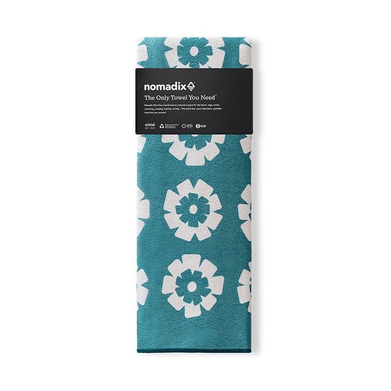 FRESH FLOWERS TEAL OCEAN TOWEL