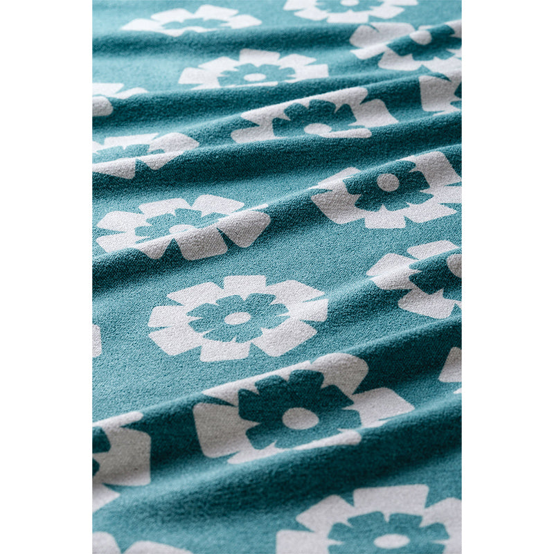 FRESH FLOWERS TEAL OCEAN TOWEL
