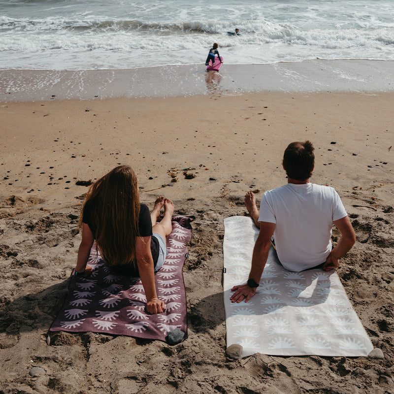 SUNSHINE BURGUNDY TOWEL