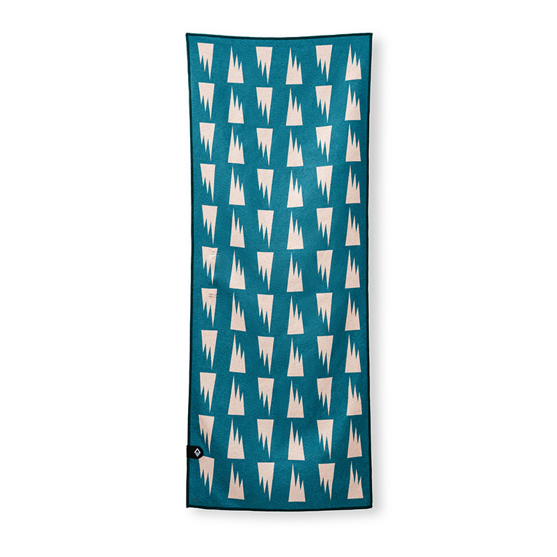 SUMMIT GREEN MINI TOWEL