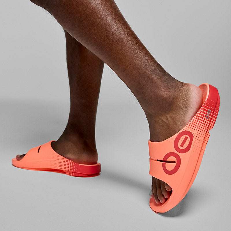 OOFOS OOahh Sport - Sunburst Matrix ウーフォス ウーアースポーツ サンバーストマトリックス リカバリーサンダル