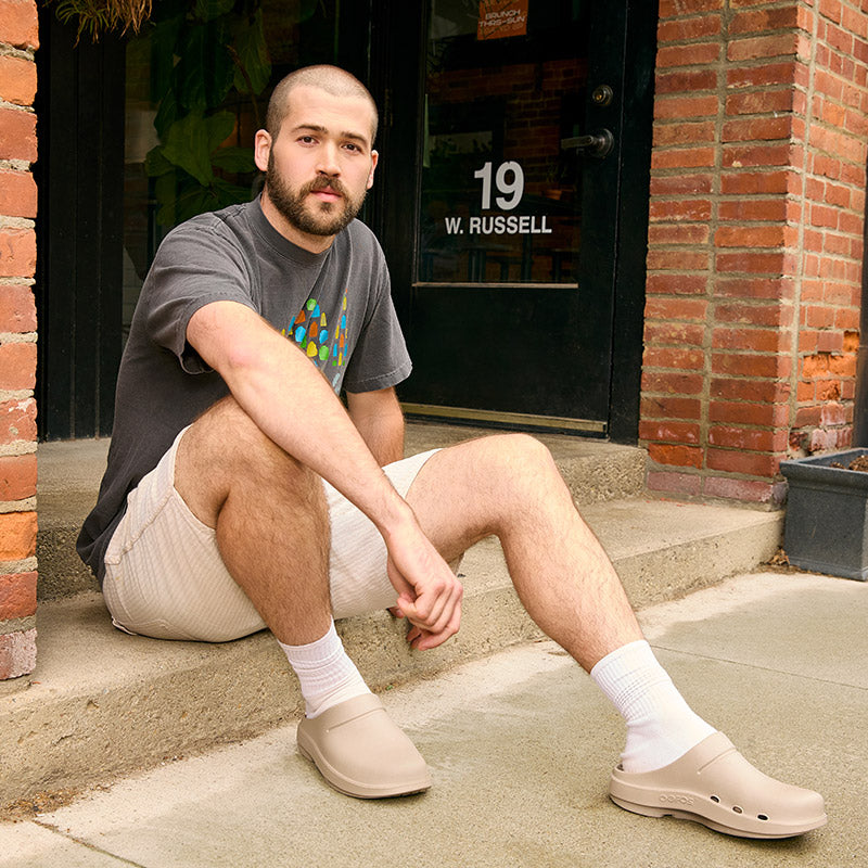 OOFOS OOcloog - Nomad ウーフォス ウークルッグ ノマド リカバリーサンダル