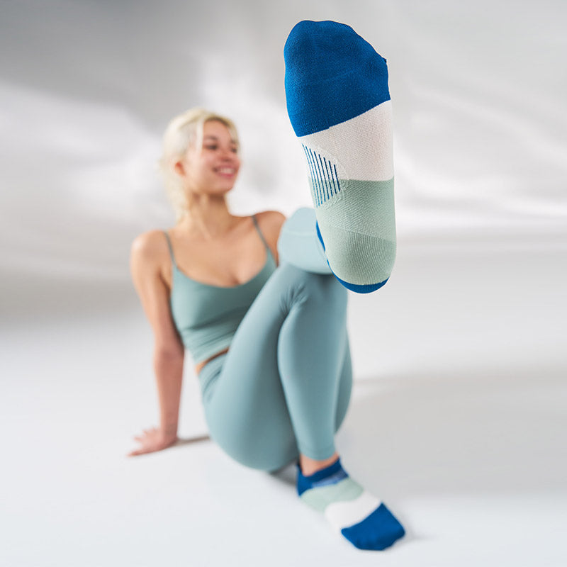 ELITE ULTRA LIGHT NO SHOW TAB - Midnight Woods フィーチャーズ アンクル丈 ランニングソックス ミッドナイトウッズ