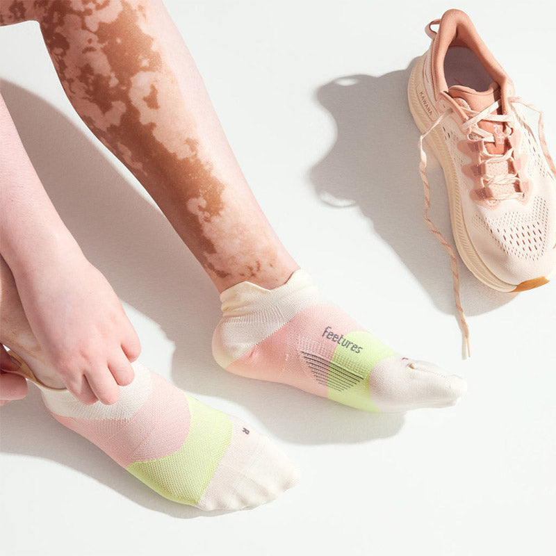 ELITE ULTRA LIGHT NO SHOW TAB - Sandy Melon フィーチャーズ アンクル丈 ランニングソックス サンディメロン