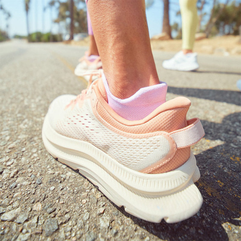 Feetures ELITE LIGHT CUSHION NO SHOW TAB - Orchid Sunset フィーチャーズ アンクル丈 ランニングソックス オーキッドサンセット