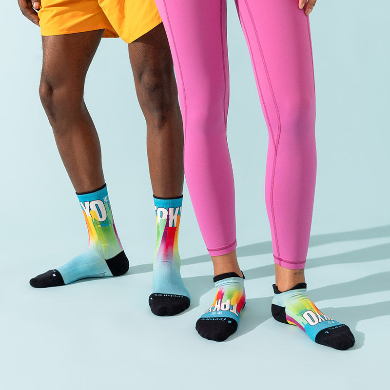 Feetures ELITE LIGHT CUSHION NO SHOW TAB - Limited Edition - Tokyo25 フィーチャーズ クルー丈 ランニングソックス 限定モデル 東京2025