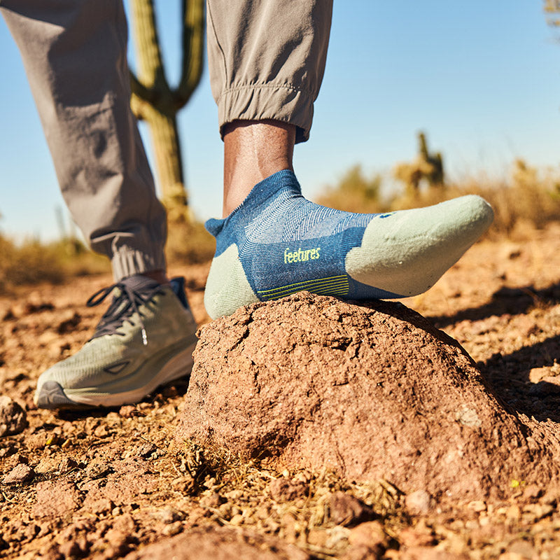 Feetures ELITE MAX CUSHION NO SHOW TAB - Midnight Woods フィーチャーズ アンクル丈 ランニングソックス ミッドナイトウッズ