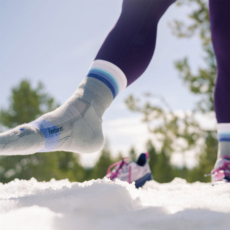 Feetures MERINO 10 MAX CUSHION MINI CREW - Luminous Gray フィーチャーズ クルー丈 ランニングソックス ルミナスグレー