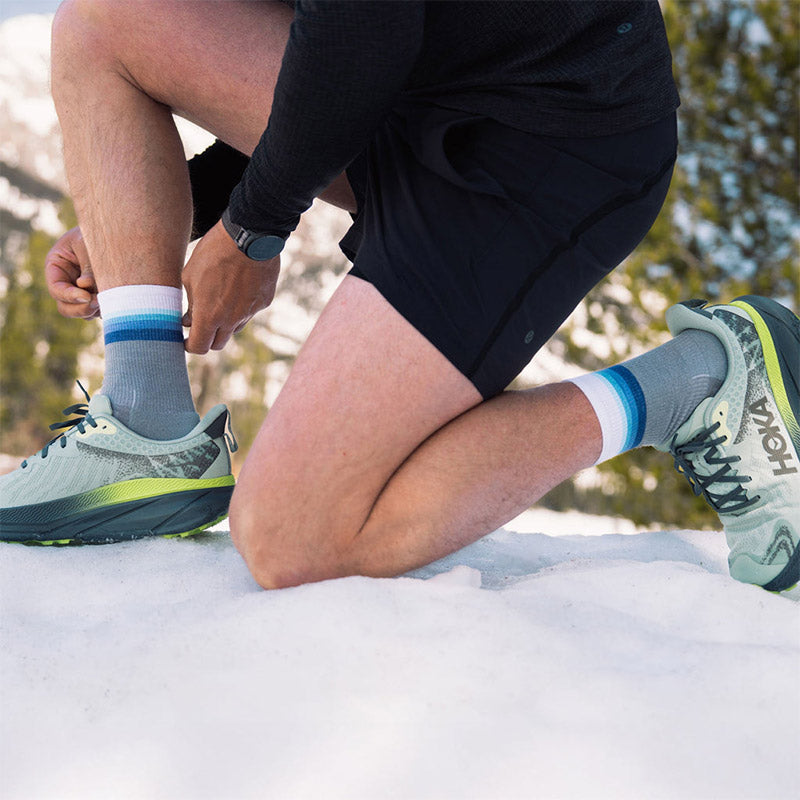 Feetures MERINO 10 MAX CUSHION MINI CREW - Luminous Gray フィーチャーズ クルー丈 ランニングソックス ルミナスグレー