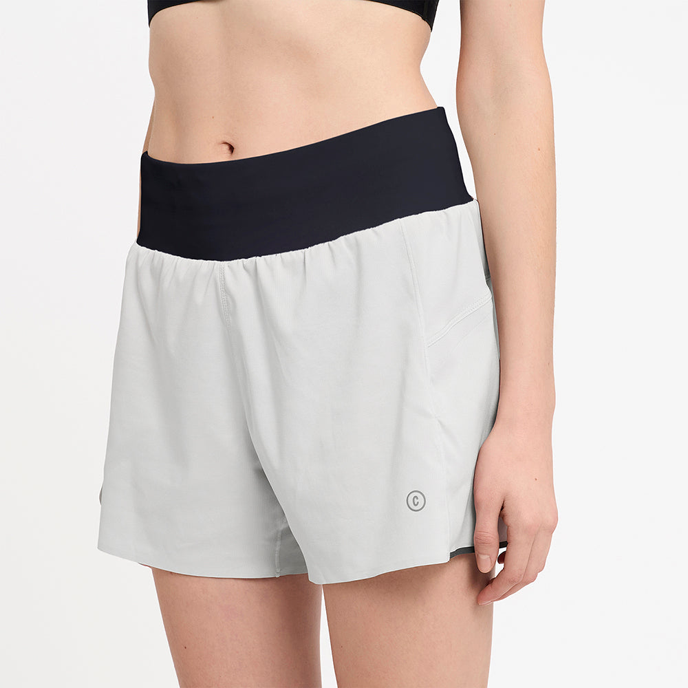 Ciele Athletics W TRNShort 4" Brief - Light Grey - WOMENS  シエルアスレチックス ダブリュー ディーエルワイショーツ 4インチ ロングブリーフ ライトグレー ウィメンズ