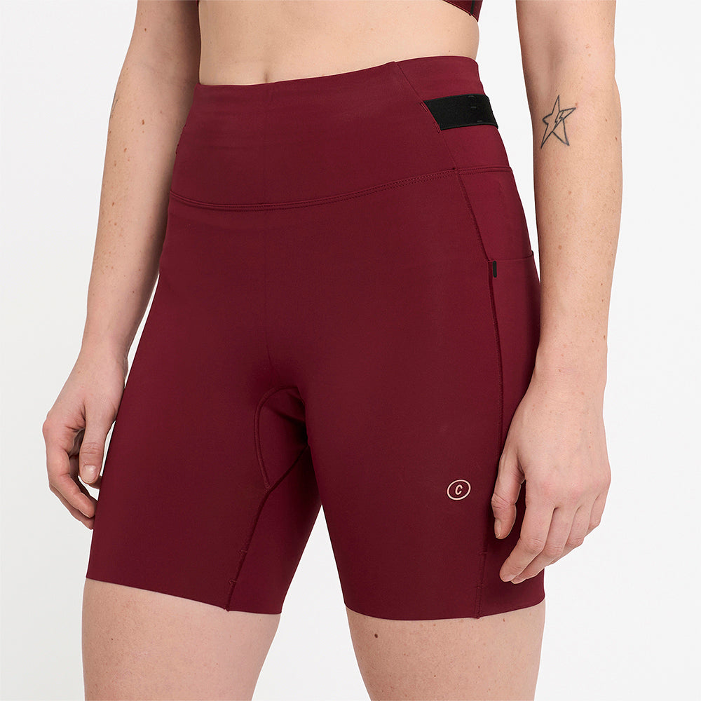 Ciele Athletics W FSTTight Short 7" - Crimson Red - WOMENS   シエルアスレチックス ダブリュー エフエスティタイツ ショート 7 クリムゾンレッド ウィメンズ 