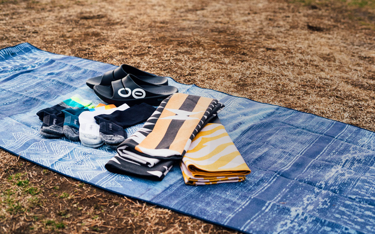 MAGAZINE #19 FEETURES<br>OOFOS<br>NOMADIX