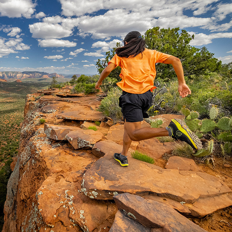 Topo Athletic MTN RACER 3 - Black/Lime - MENS トポアスレチック エムティーエヌレーサー3 メンズ トレイルシューズ