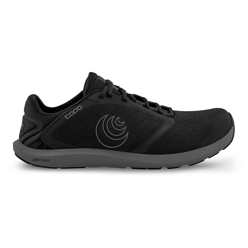 Topo Athletic ST-5 - Black/Charcoal - MENS トポアスレチック エスティー5 メンズ ランニングシューズ
