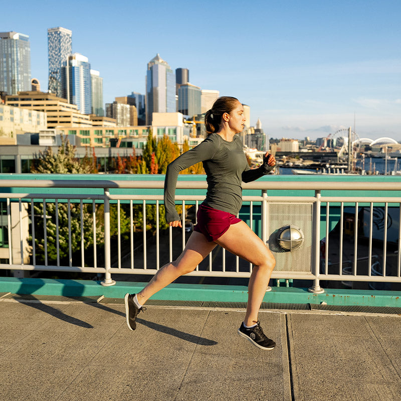 Topo Athletic ST-5 - Black/Grey - WOMENS トポアスレチック エスティー5 ウィメンズ ランニングシューズ