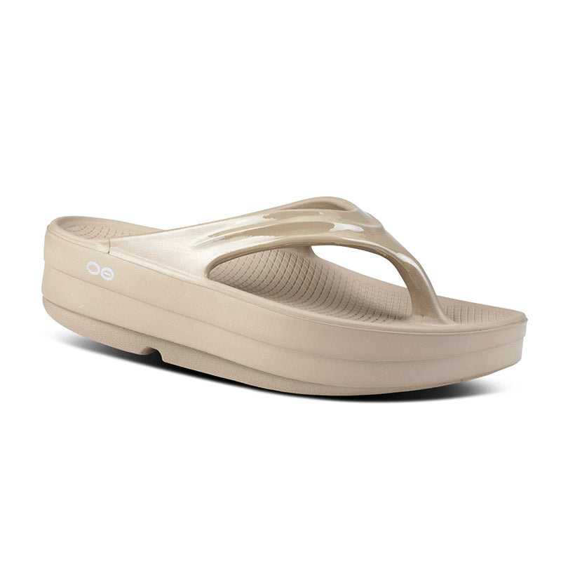 OOFOS OOmega - Nomad ウーフォス ウーメガ ノマド リカバリーサンダル