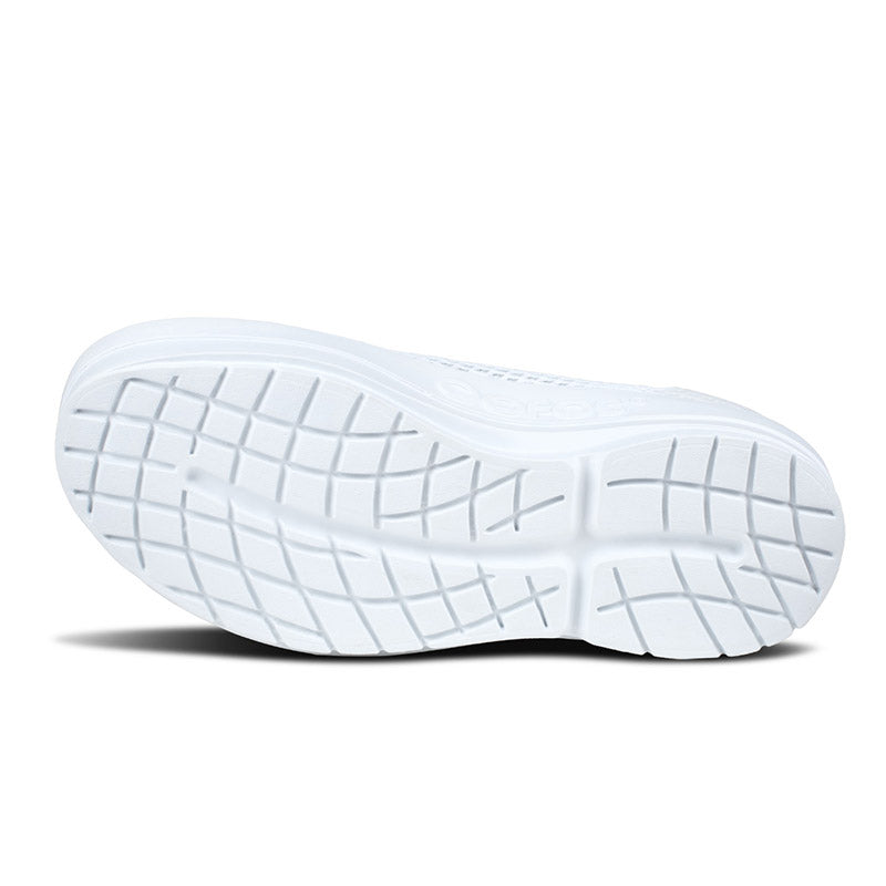 OOFOS WOMENS OOmega Chukka - White/White ウーフォス ウィメンズ ウーメガ チャッカ ホワイト リカバリーシューズ