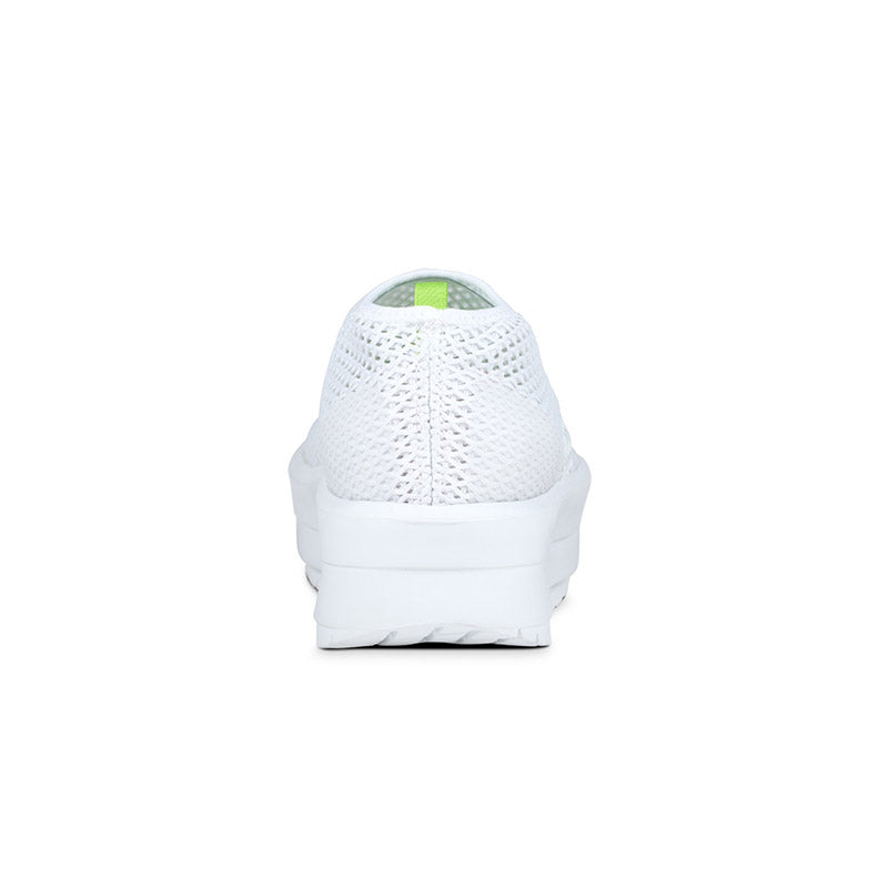 OOFOS WOMENS OOmega Chukka - White/White ウーフォス ウィメンズ ウーメガ チャッカ ホワイト リカバリーシューズ