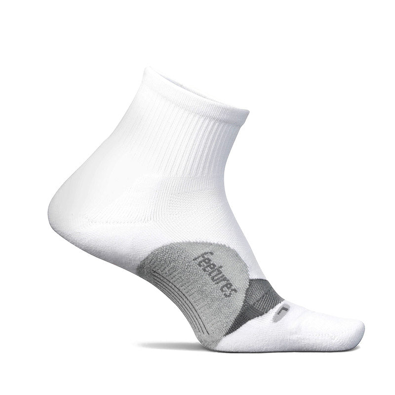 Feetures ELITE LIGHT CUSHION QUARTER - White フィーチャーズ ショート丈 ランニングソックス ホワイト