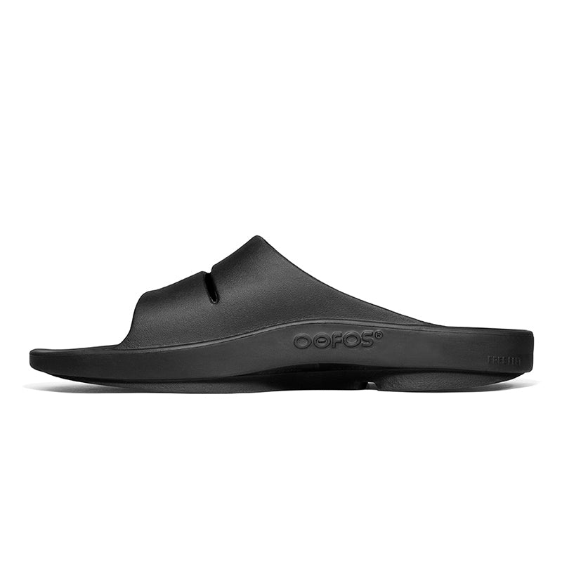 OOFOS OOahh - Black ウーフォス ウーアー ブラック リカバリーサンダル