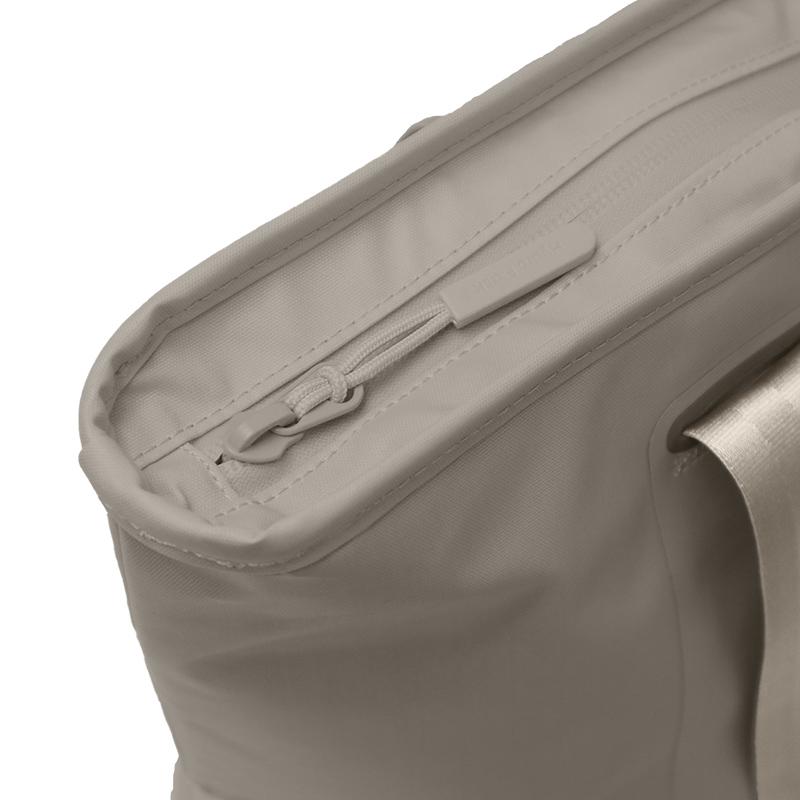 Hydro Flask 20L Insulated Tote ハイドロフラスク 20リットル インサレーテッド トート 保冷バッグ